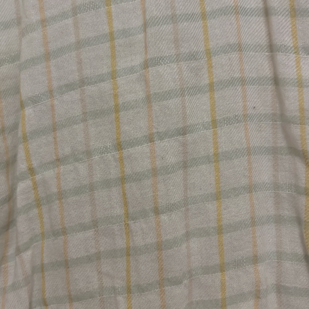 Universal Thread Button Down - Picture 4 of 4